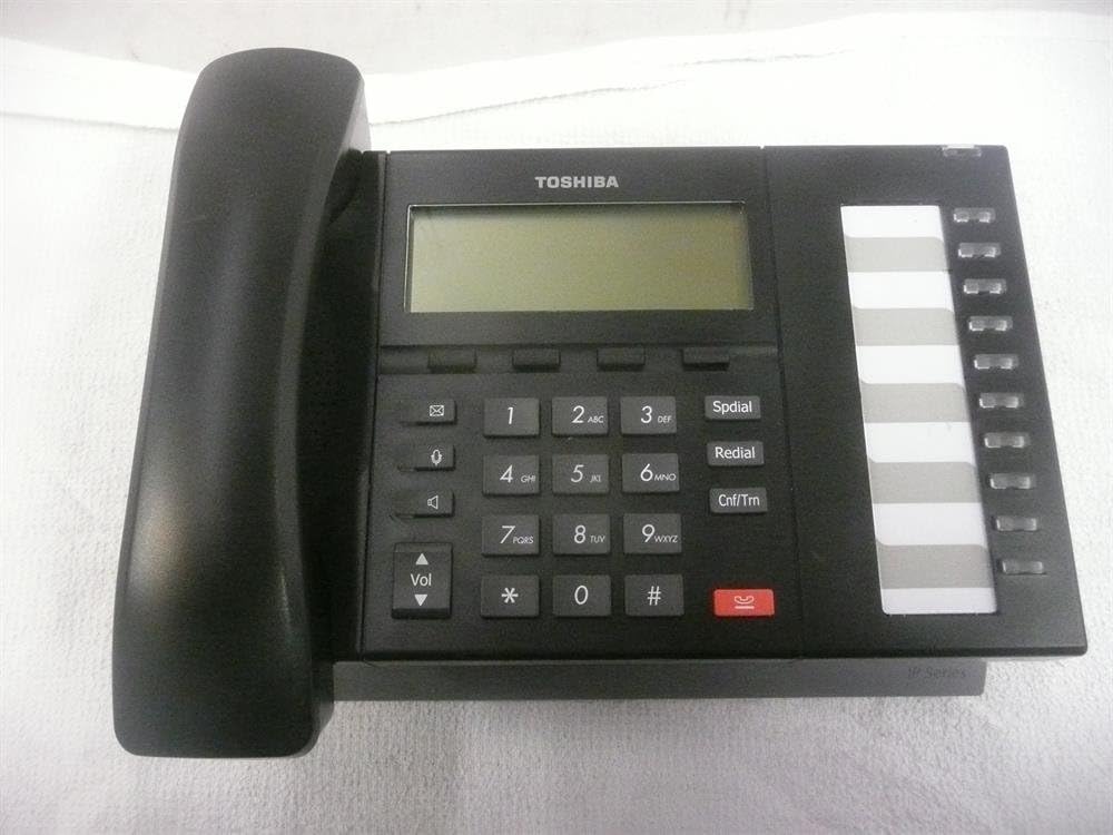 d8b909bb-9b78-474b-9c8e-824954c4d1cb-2.jpg Téléphone IP Toshiba reconditionné - 10 boutons programmables, écran LCD, compatible CIX – Image 1